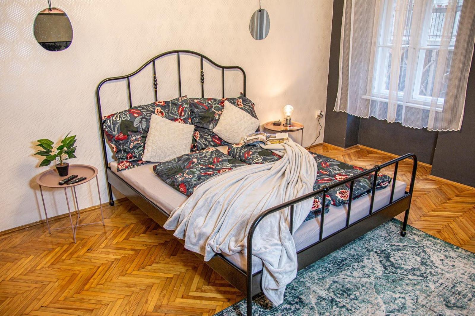 Mops Bob Apartment Budapest Esterno foto
